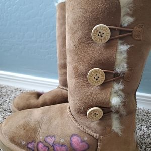 UGG boots size 4